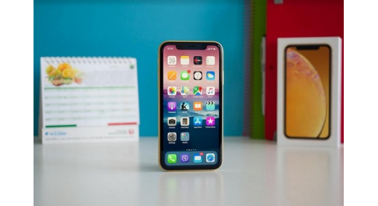 Apple сега го произведува iPhone XR во Индија