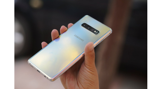 Samsung Galaxy S10 Lite се поблиску до пласман