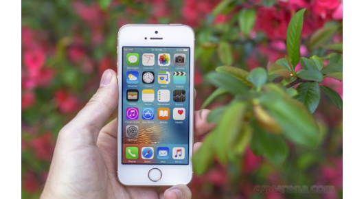 Apple ќе го лансира iPhone SE 2 догодина во март