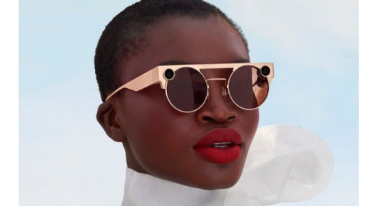 Новите очила за љубителите на Snapchat доаѓаат со две камери