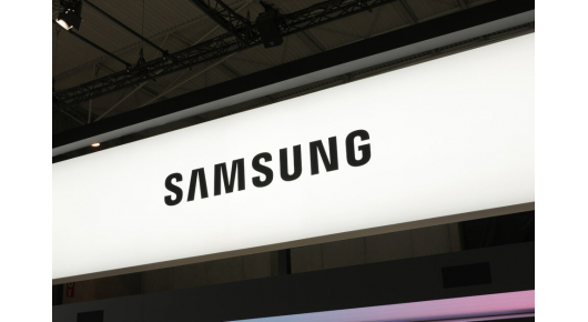 Новата ТВ реклама на Samsung ги промовира 5G Galaxy телефоните