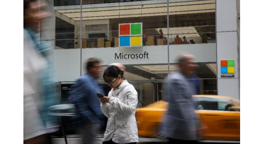 Microsoft ќе ги замени новинарите со вештачка интелигенција