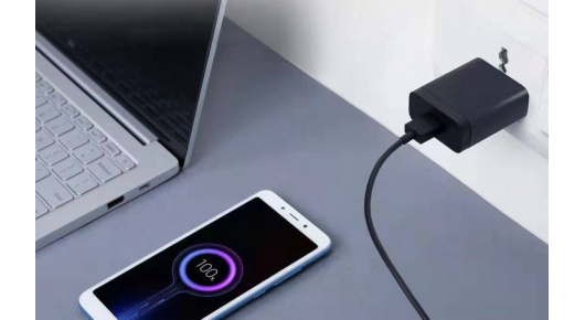 Xiaomi ќе лансира супер брз полнач со рекордни 120W