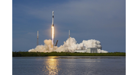 SpaceX пишува историја: Истата ракета ја искористија за 6 лансирања