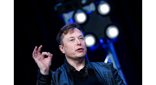 Tesla ќе вработи човек за да ги следи пораките и критиките на Маск на Twitter