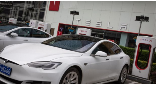 Tesla Inc. ја отвори најголемата станица за полнење во Кина досега