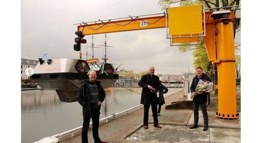 Roboat е роботски чамец што ќе вози низ каналите на Амстердам
