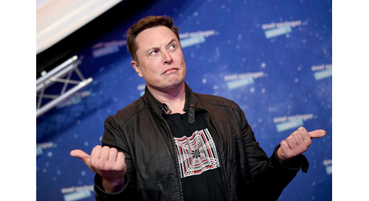 Twitter одлучи Илон Маск да продаде 10% од акциите на Tesla за да плати данок