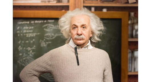 Ракопис на Алберт Ајнштајн продаден за неверојатни 11 милиони евра