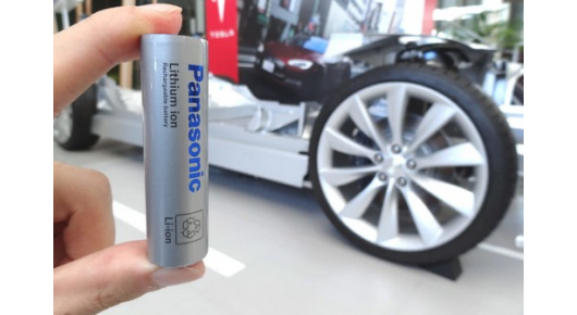 Panasonic вложува над 700 милиони долари во производство на нови батерии за Tesla