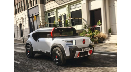 Citroen Oli е автомобил делумно изработен од картон