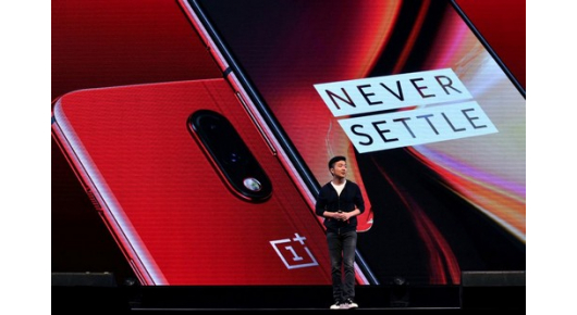 OnePlus го спрема ривалот за преклопниот Galaxy
