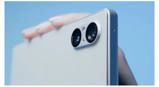 Sony Xperia 5 V: Објавено е промотивно видео со помалку камери и пониска цена