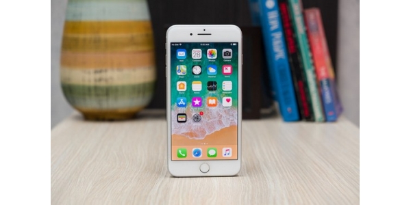 iPhone 8 Plus: Подобрување со перформансите