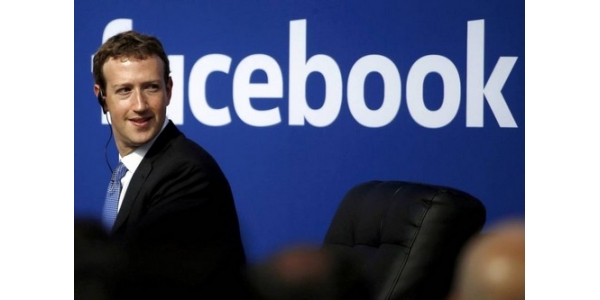 Ја губат ли Марк Цукерберг и Facebook контролата