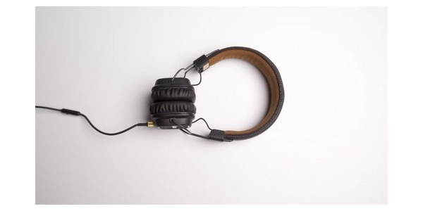 Што е подобро - Bluetooth слушалки или слушалки со кабел
