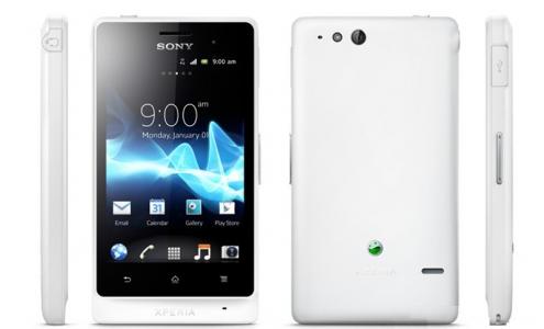 Sony Xperia go - отпорен на вода и мода